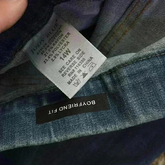 NWT Judy Blue “Boyfriend Fit” Jeans - Picture 2 of 5